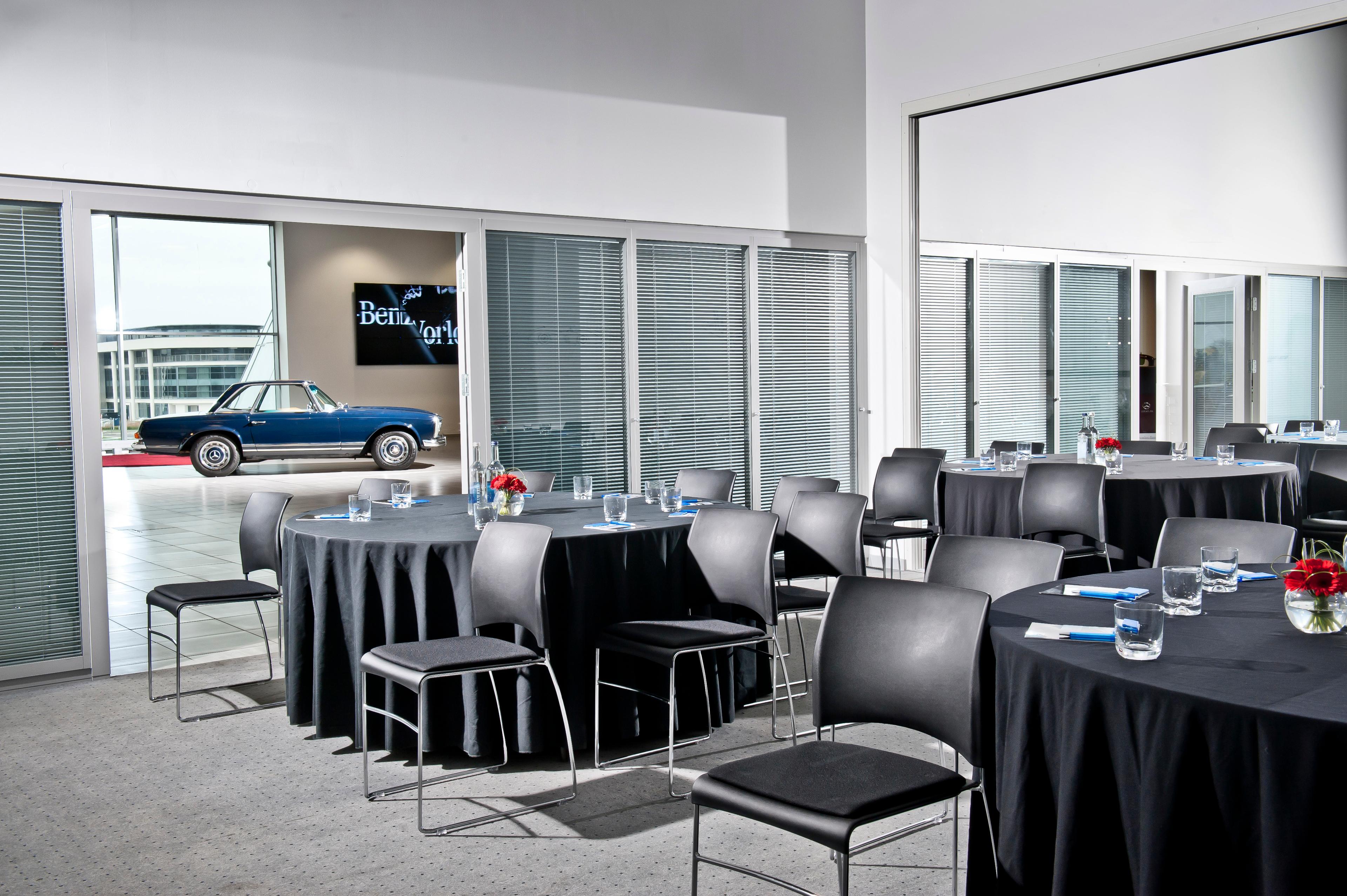 Moss Or Campbell Suite, Mercedes - Benz World photo #1
