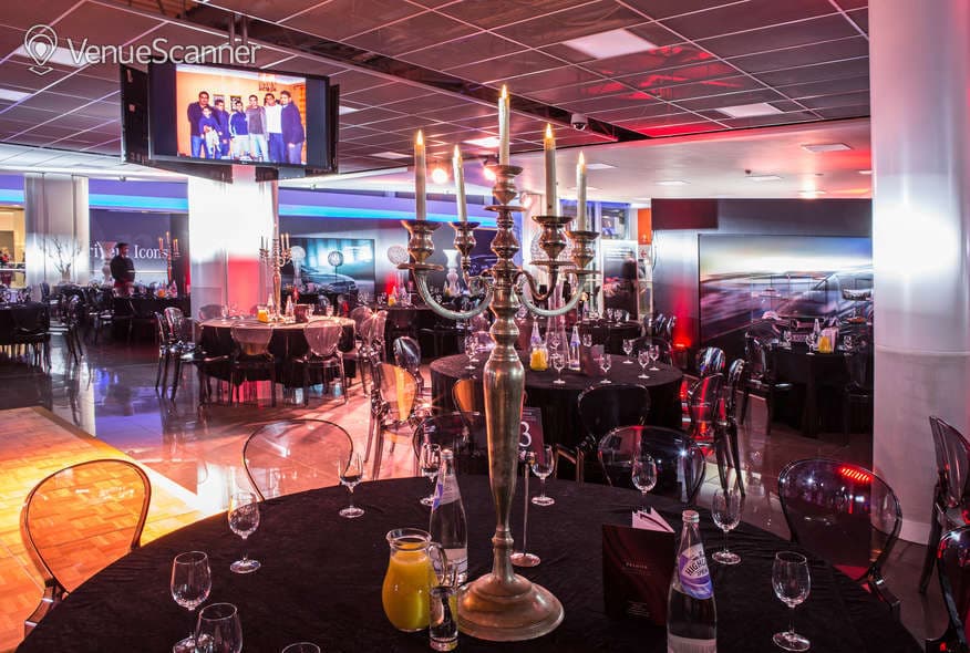 Amg Performance Centre, Mercedes - Benz World photo #2