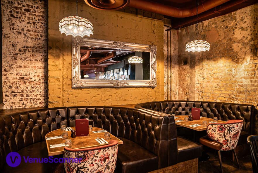 5CC Cocktail Bar, Wren Tavern photo #24