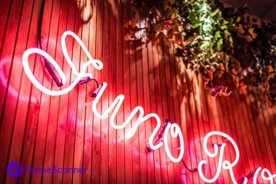 5CC Cocktail Bar, Wren Tavern photo #3