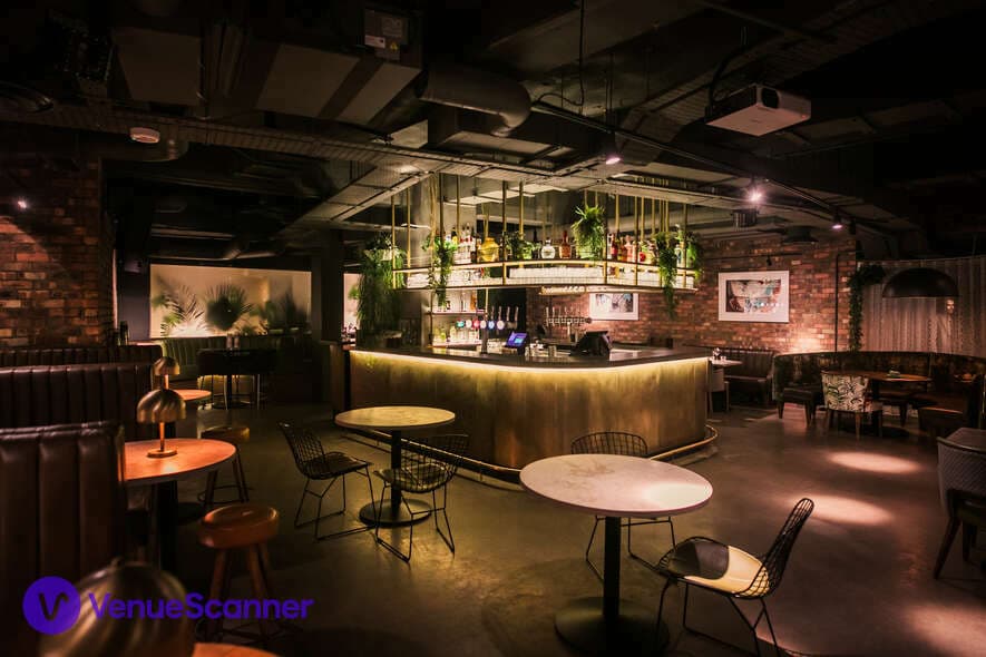 5CC Cocktail Bar, Wren Tavern photo #1