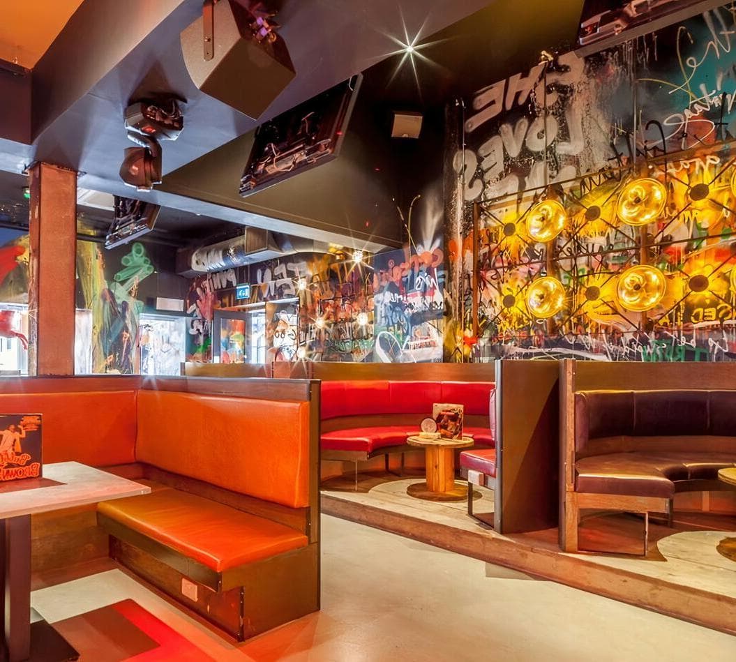 Photo of Steinbeck and Shaw, Whole Venue