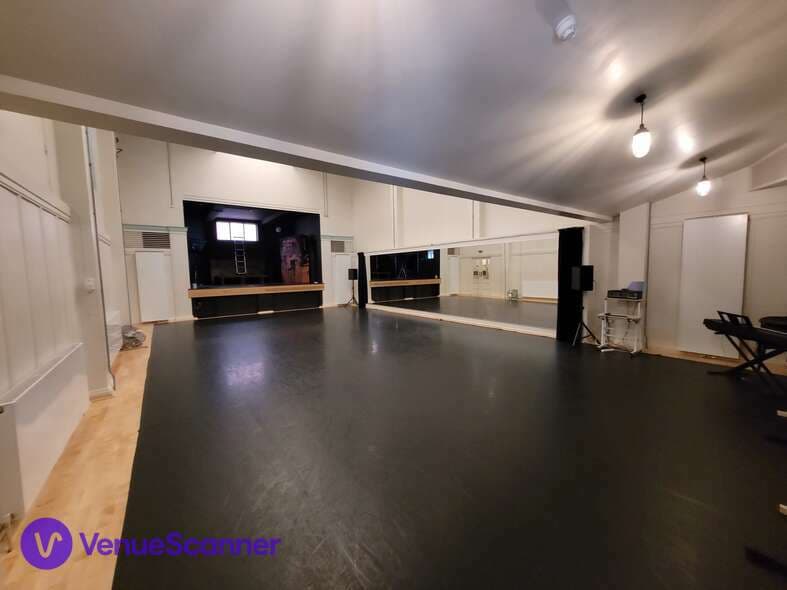 Studio 1 - ICMT, The International College Of Musical Theatre photo #2