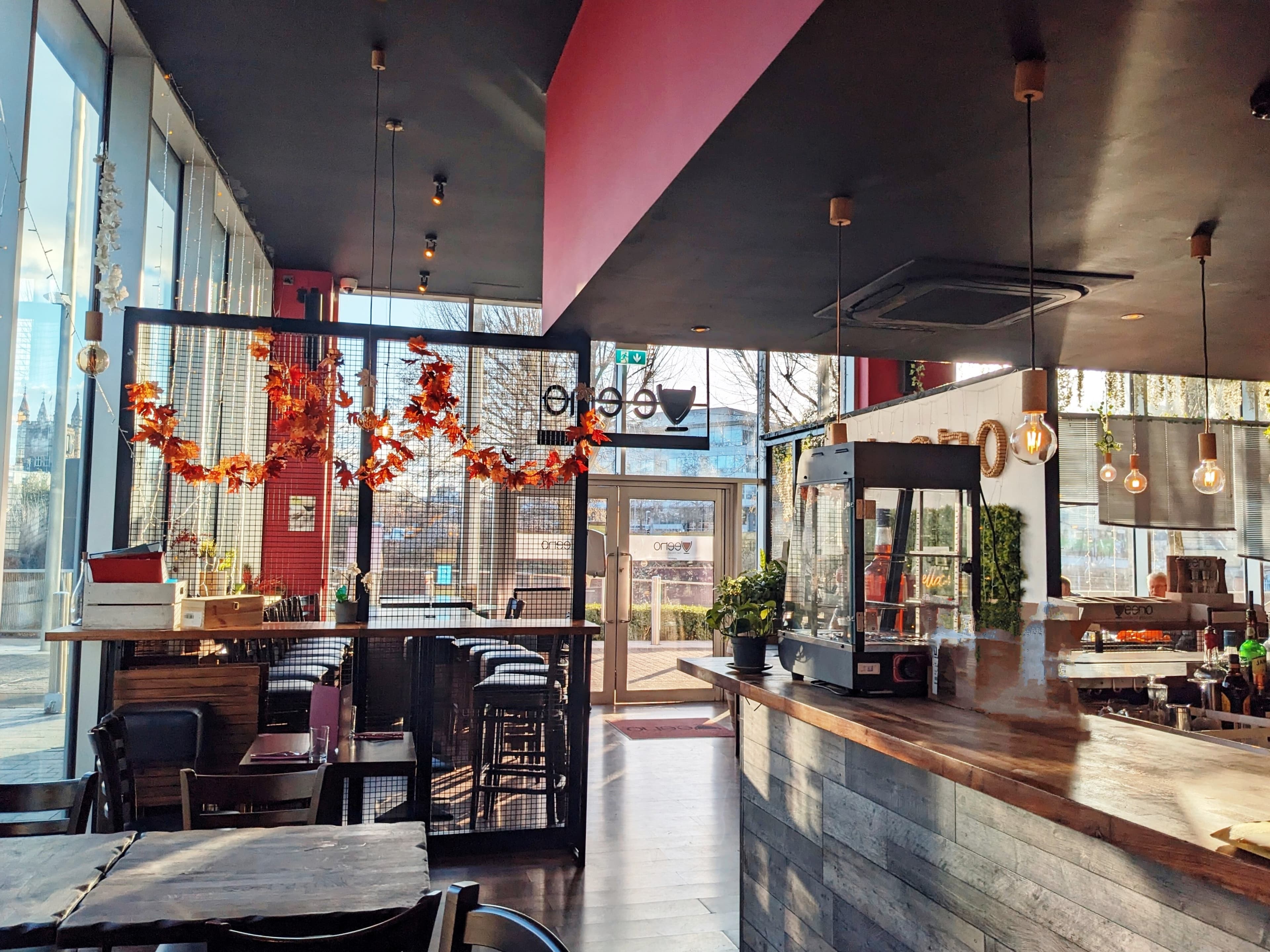 Veeno Bristol, The Barrels photo #2