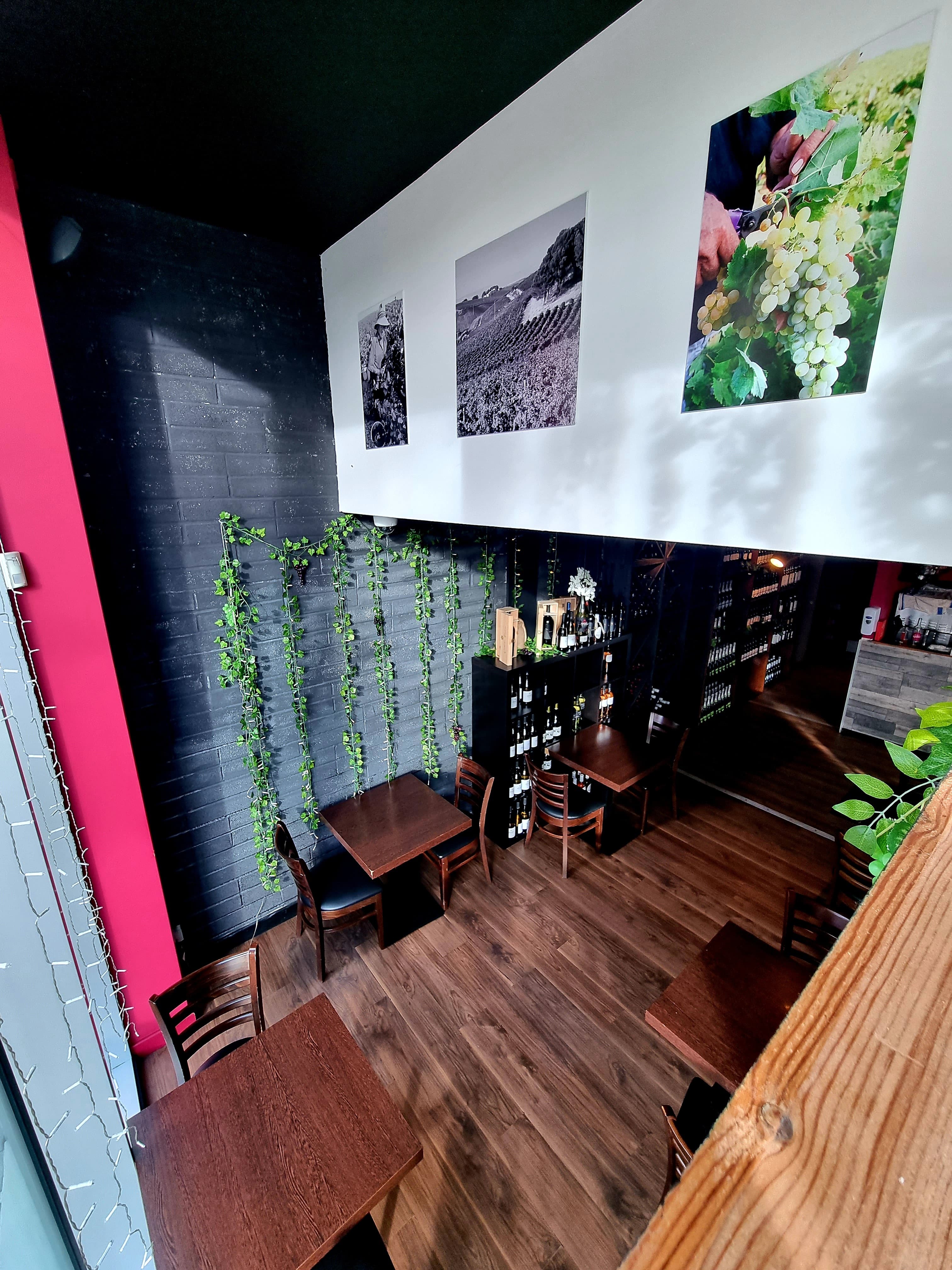 Veeno Bristol, The Side Nook photo #2