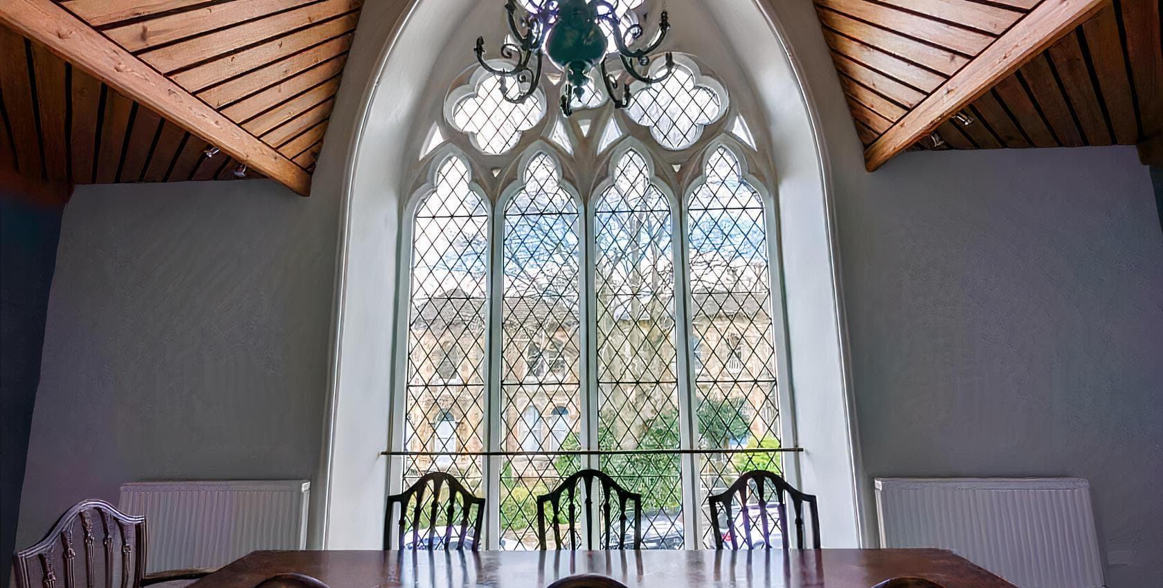 Stunning Meeting Room