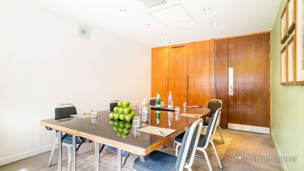 Montreal, Apex Grassmarket Hotel photo #1