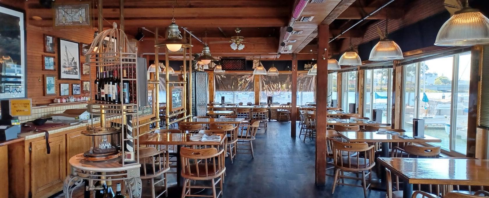 Entire Venue, Quinn's Lighthouse photo #1