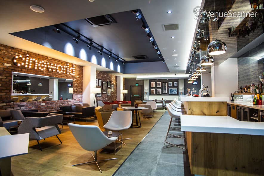 Screen 6 - 139 Seats, Cineworld Glasgow Renfrew Street photo #1