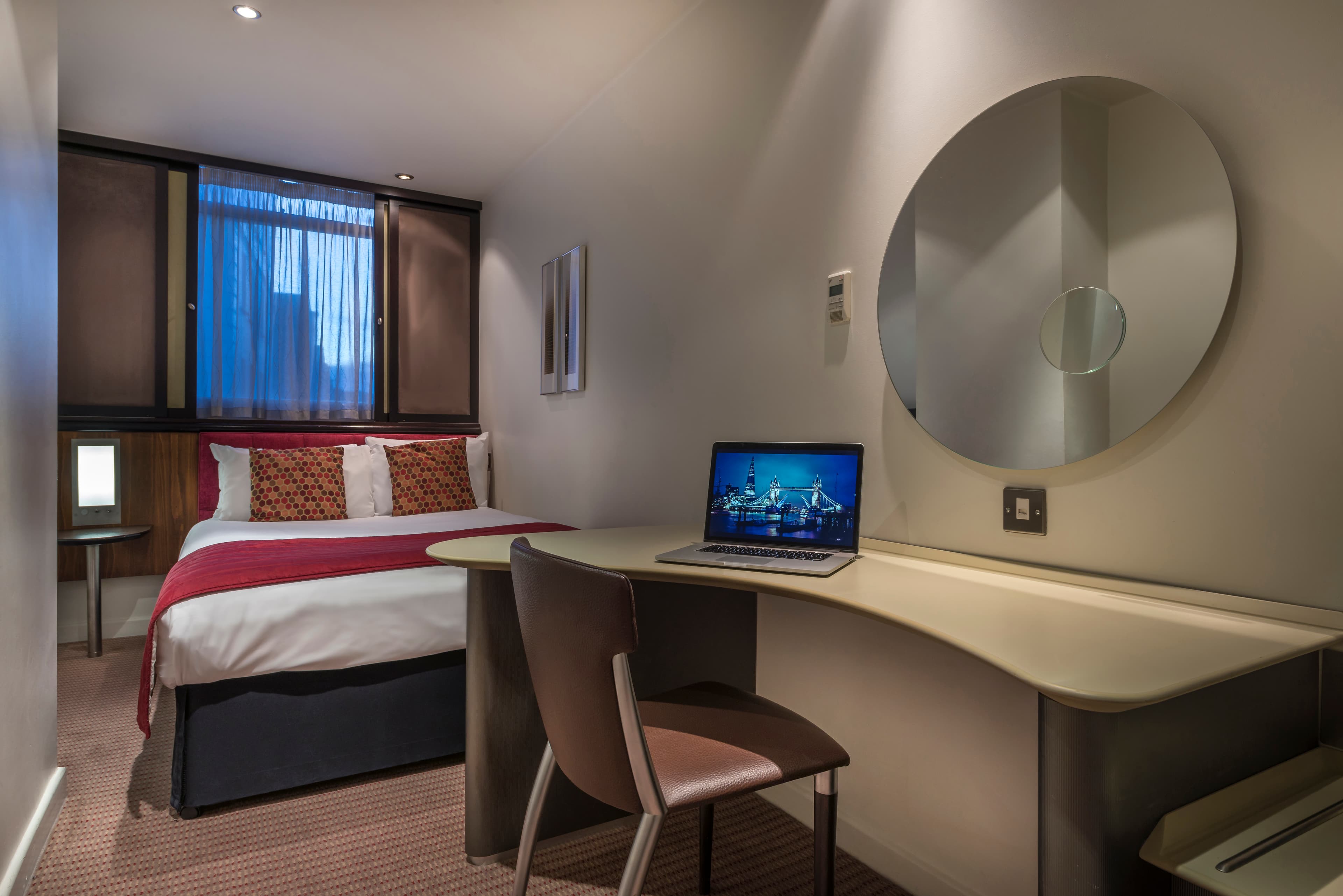 Corus Hyde Park Hotel, The Cedar Room photo #2