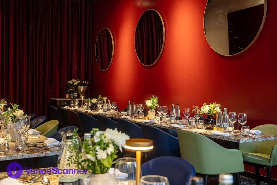 Regent Room, Smith's Bar & Grill photo #3