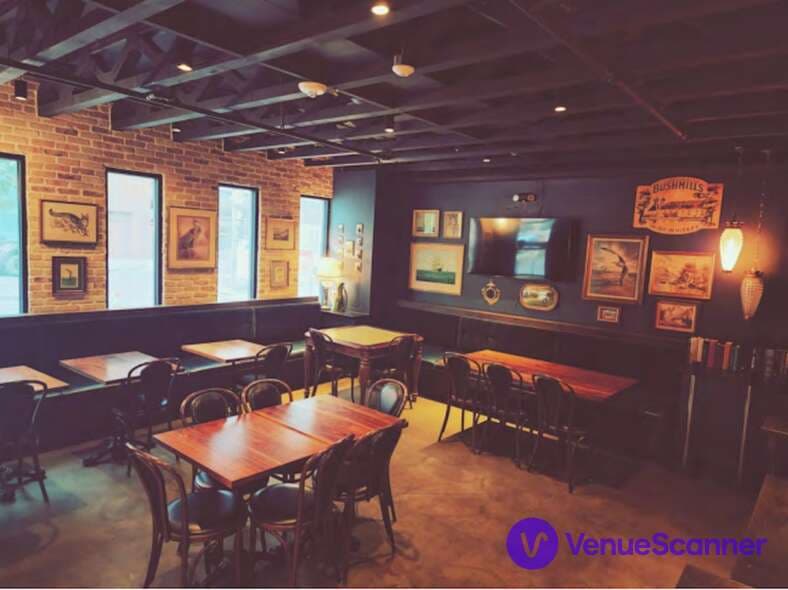 The Fox's Den, Foxy's Proper Pub photo #1