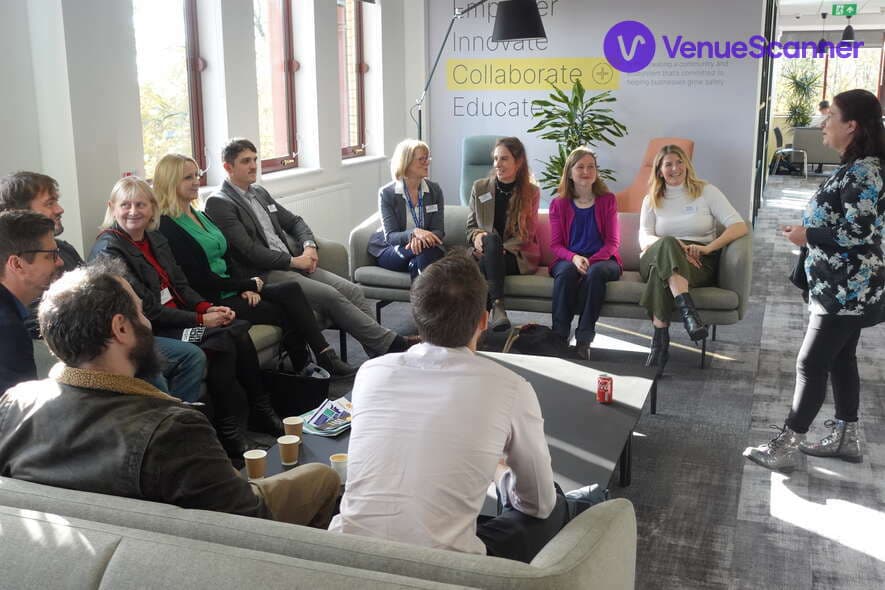 Co//lab X, Business Cyber Centre photo #3