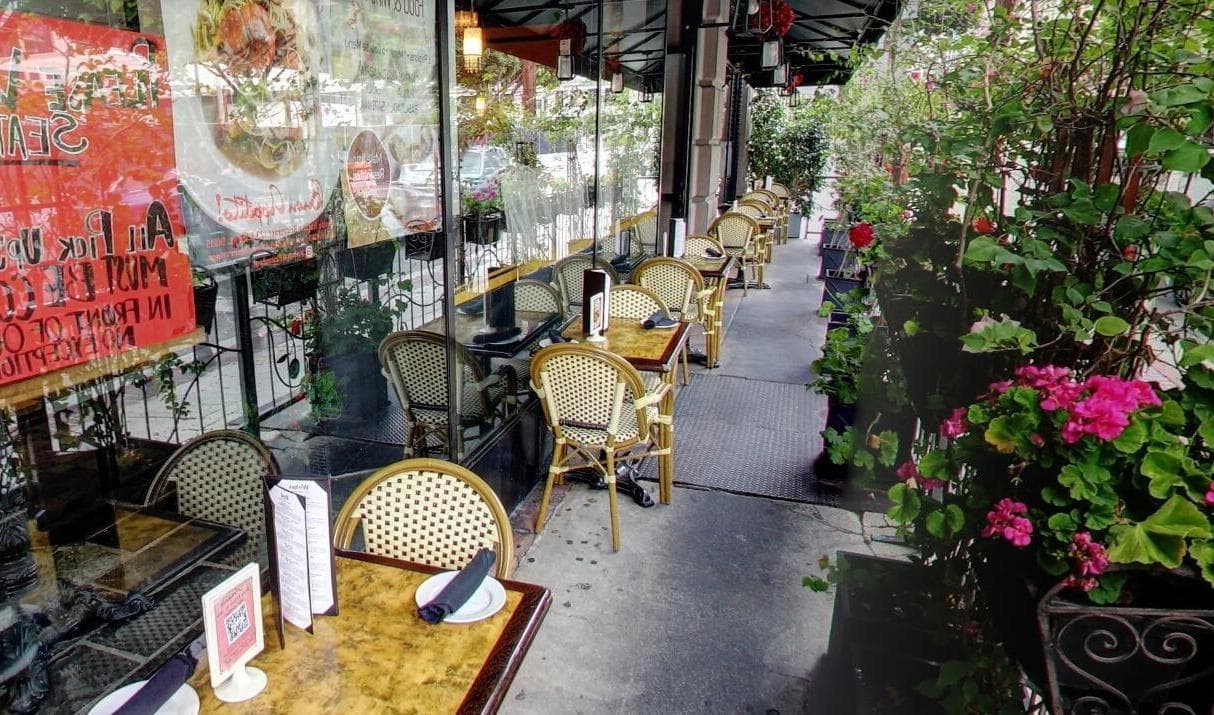 Outdoor Area, Amante Restaurant photo #1