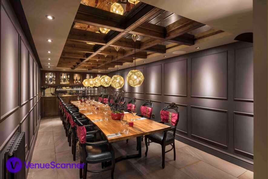 Polo Room, The Swan With Two Necks photo #1