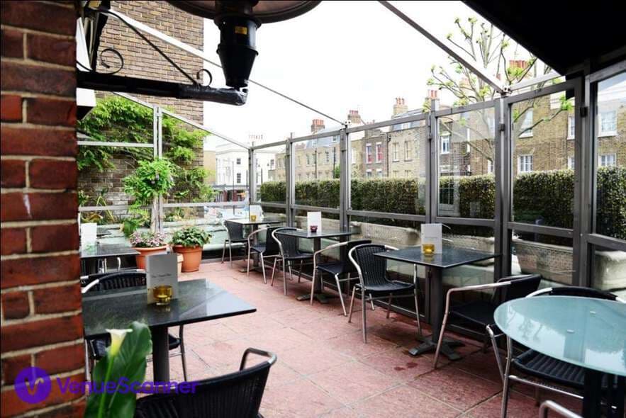 The Saloon, The Chapel Bar photo #3