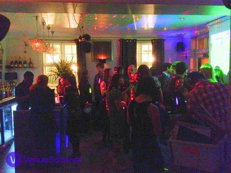 The Saloon, The Chapel Bar photo #2