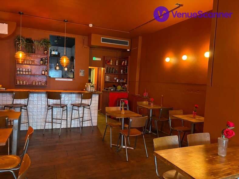 Little Sister, Bar Doña photo #2