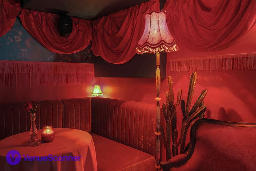 Bar Doña, Semi Exclusive Hire photo #3