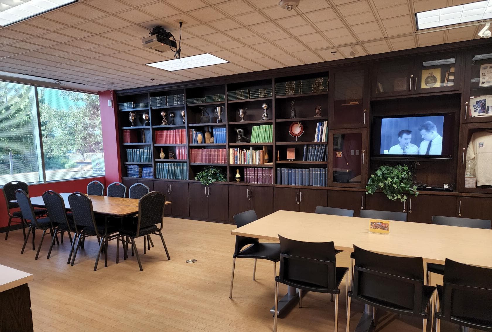 Reichert Library, International Bowling Museum & Hall of Fame photo #1
