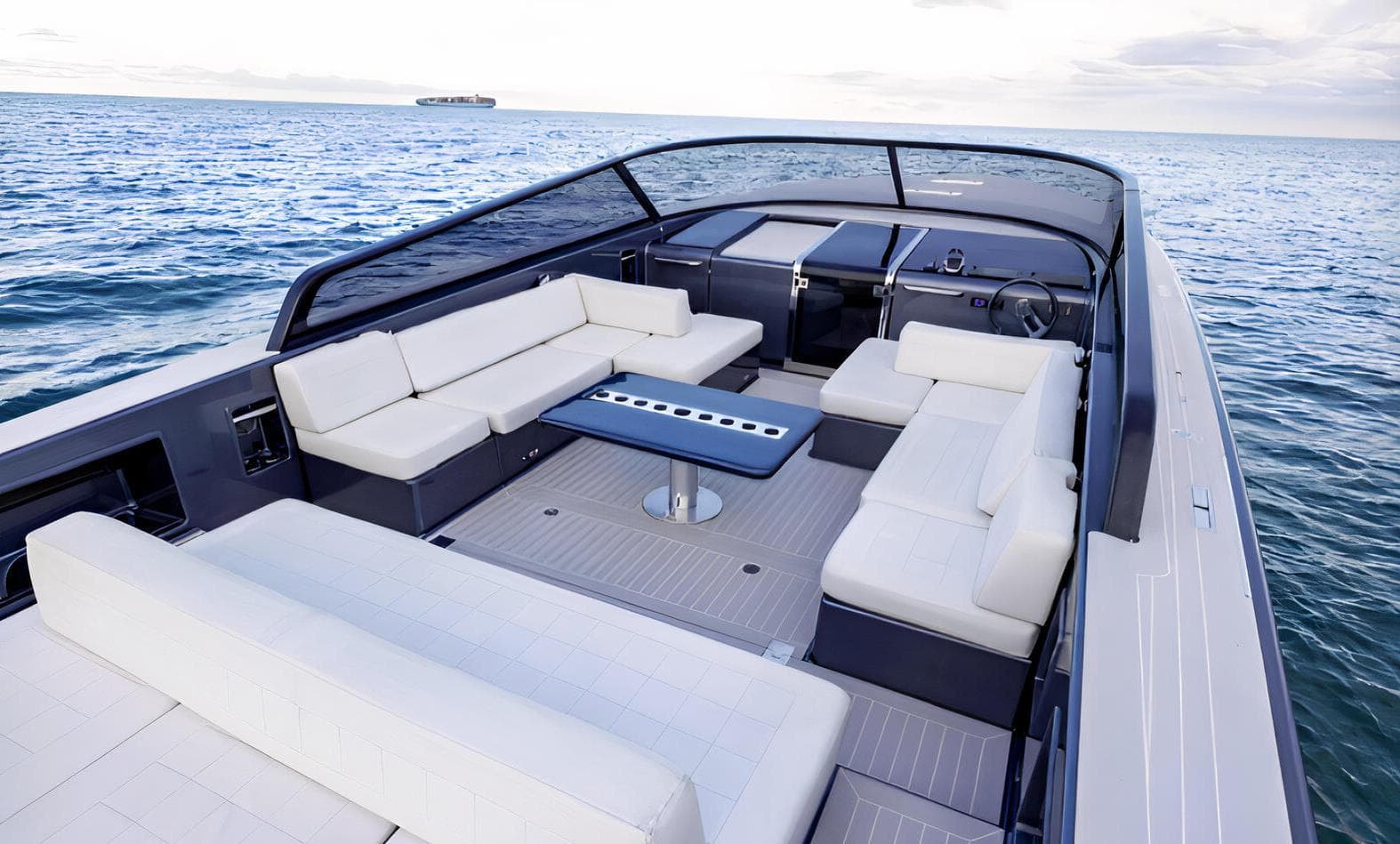 Entire Space, Van Dutch photo #1