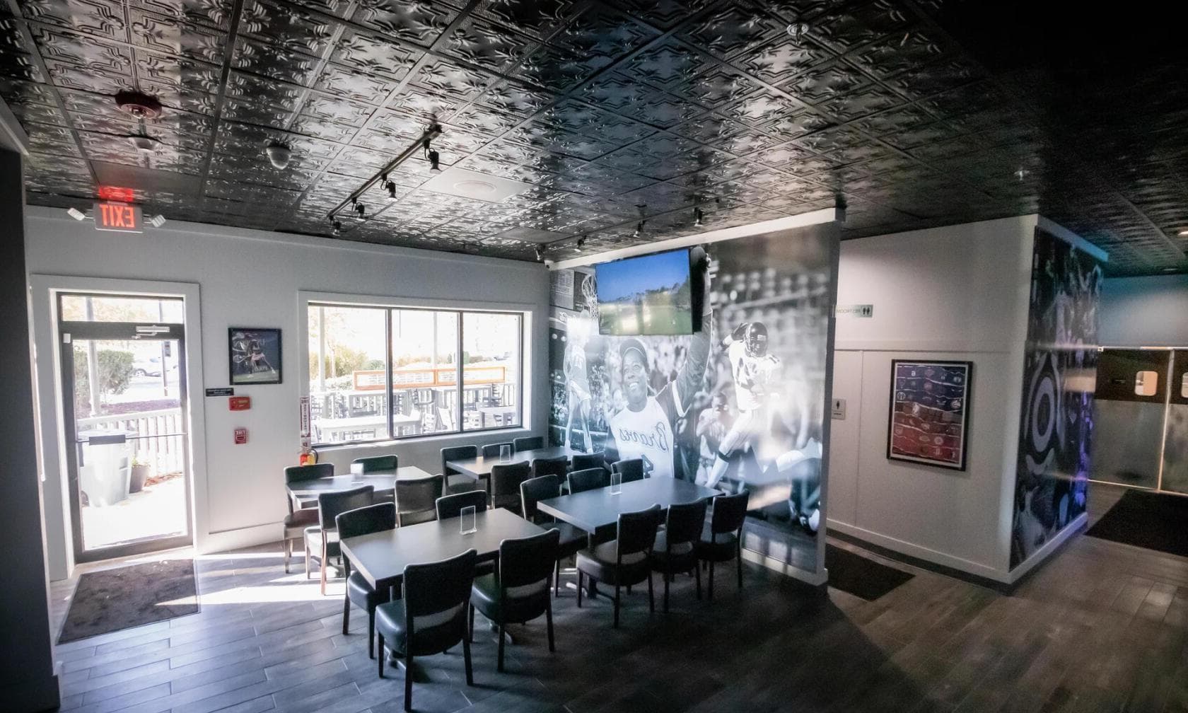 Semi Private Space, 404 Sports Bar and Grill photo #1