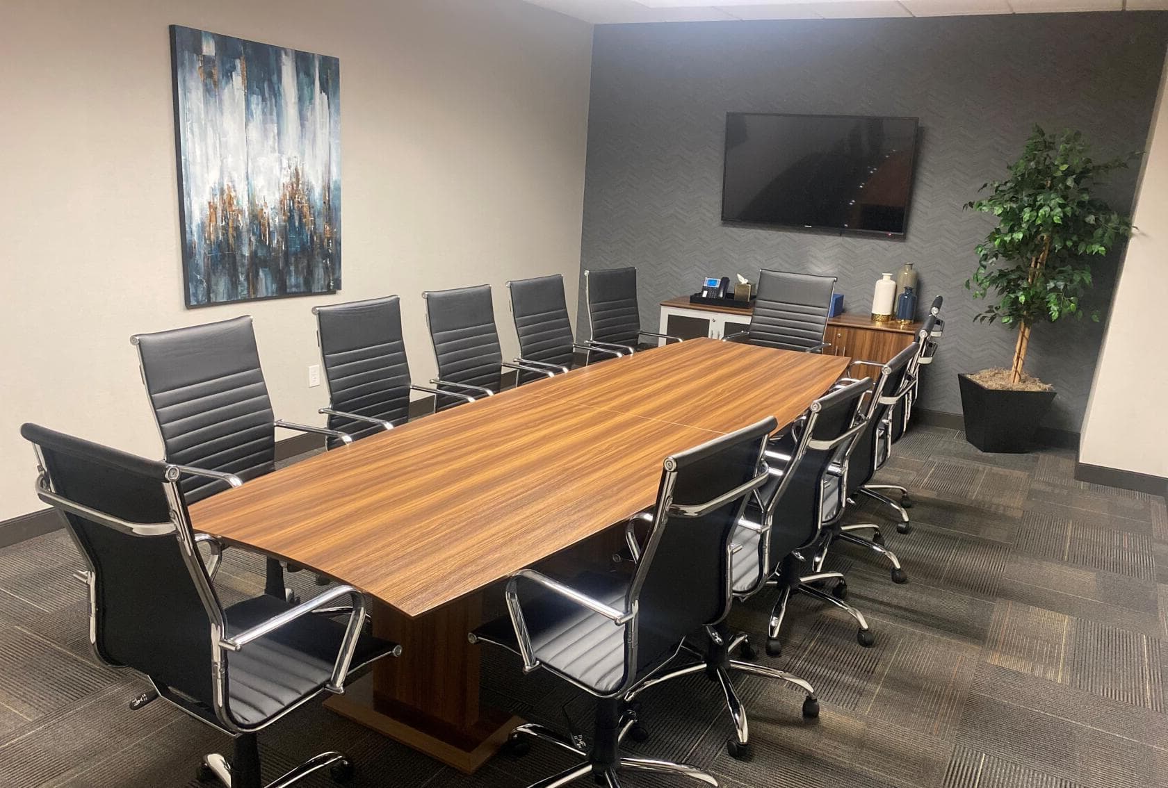 Large Conference Room, Executive Workspace Riverside Commons photo #1
