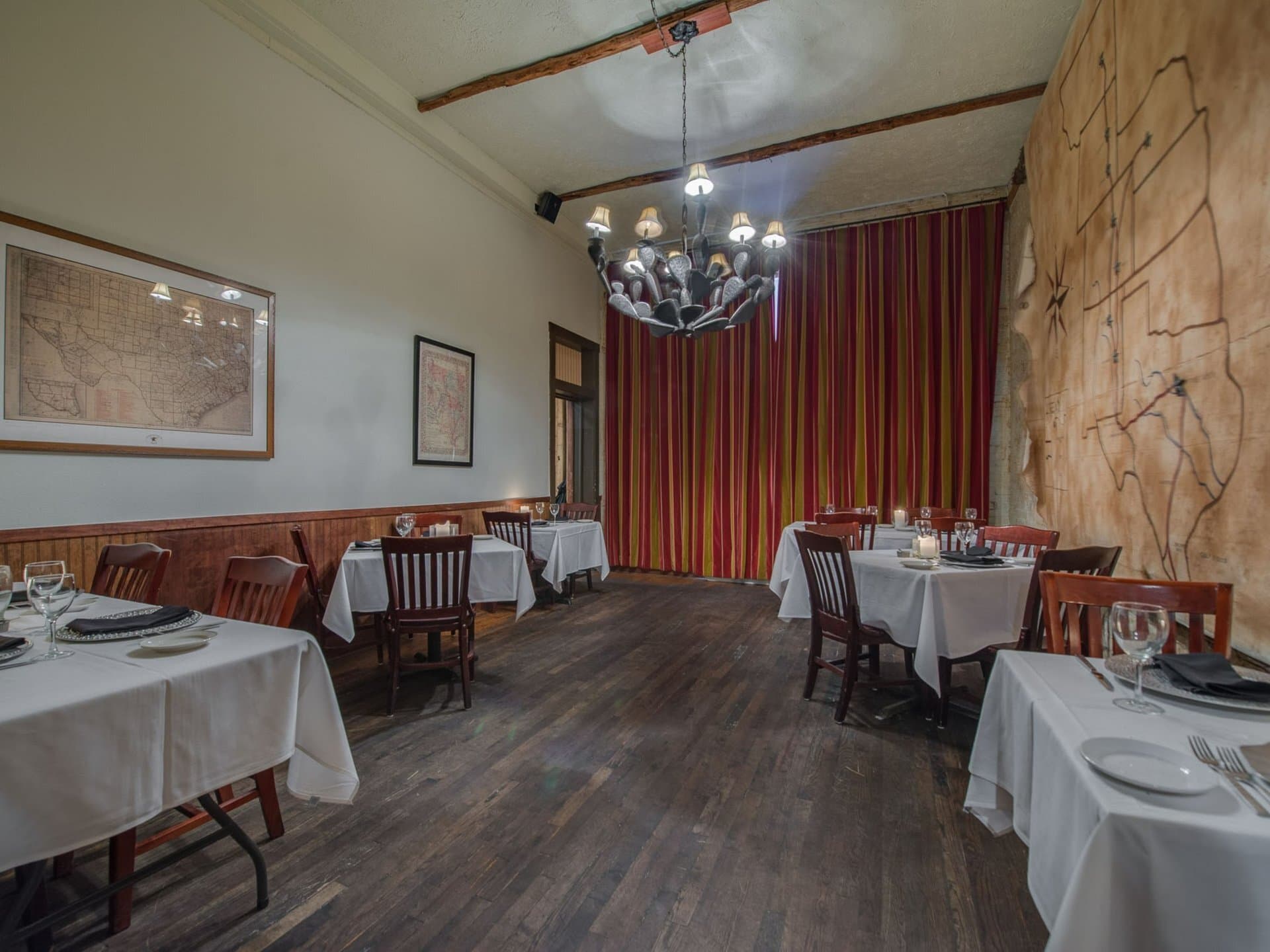 The Trail Room, Lonesome Dove Fort Worth photo #1