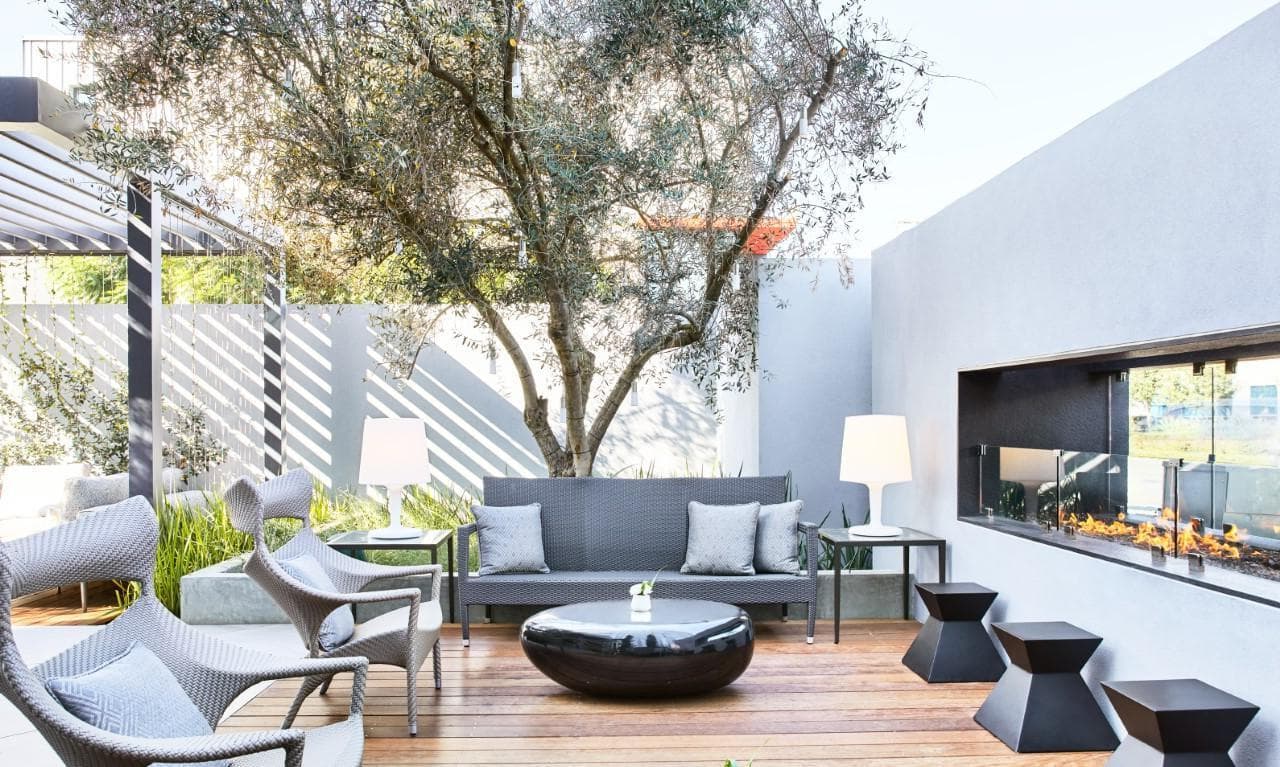 AC Patio, AC Hotel Los Angeles South Bay photo #1