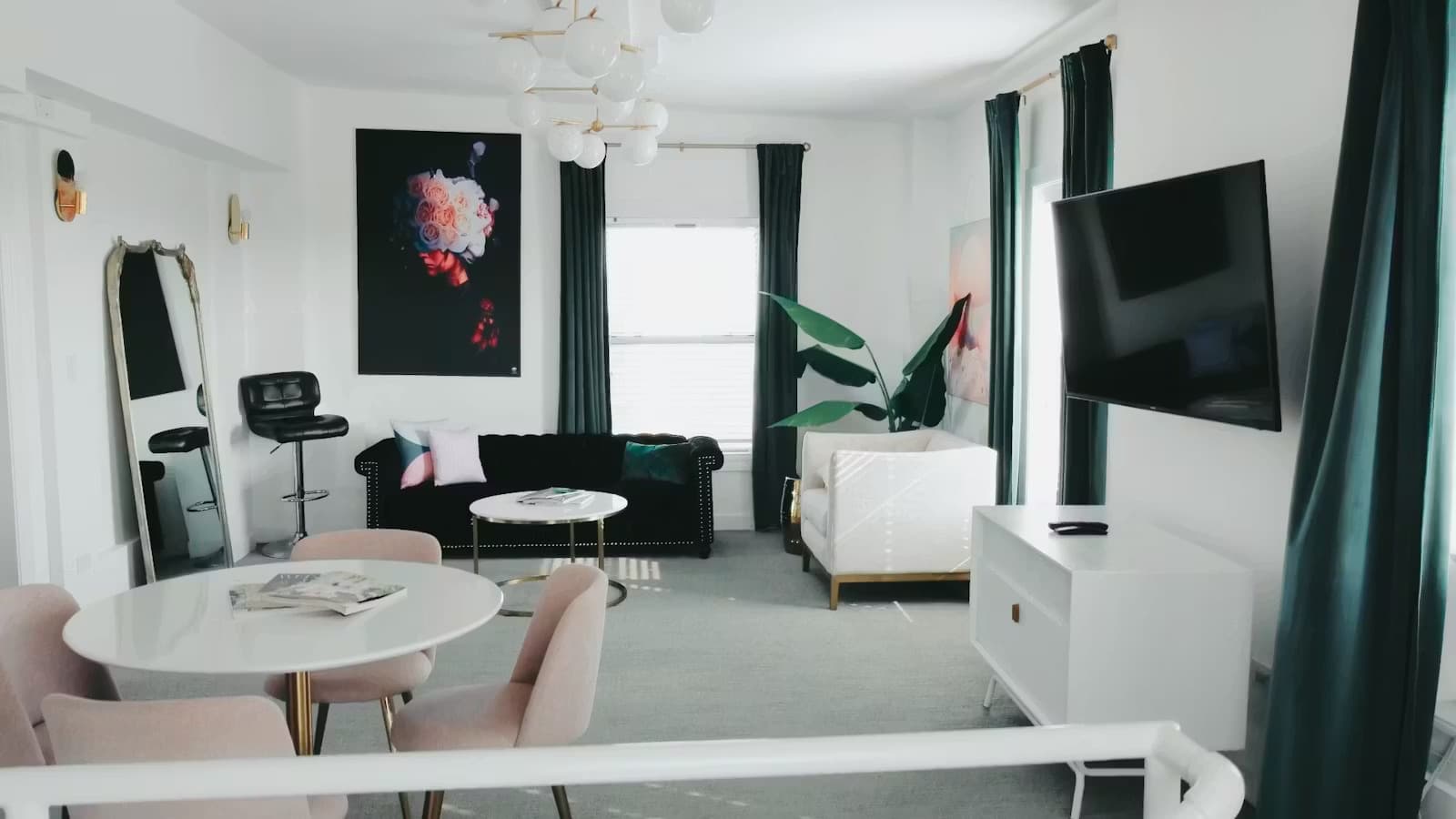 VIP Suite, The Penthouse Hyde Park photo #1