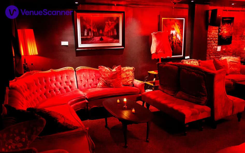 Madame X, The Marilyn: Seating Area photo #3