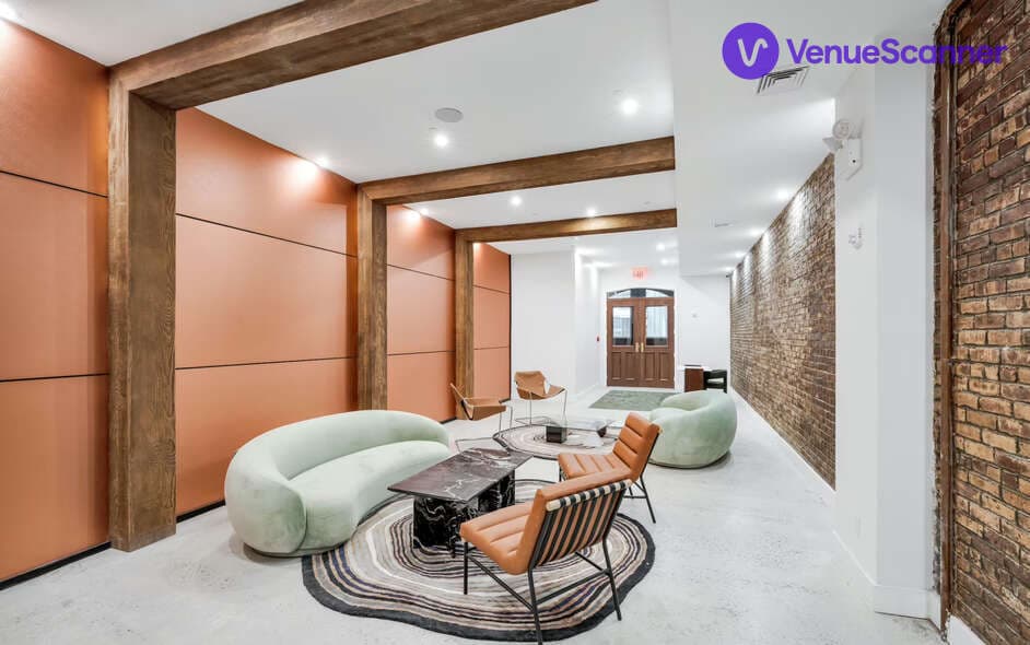 3 Floor Venue, Maison Rouge photo #1