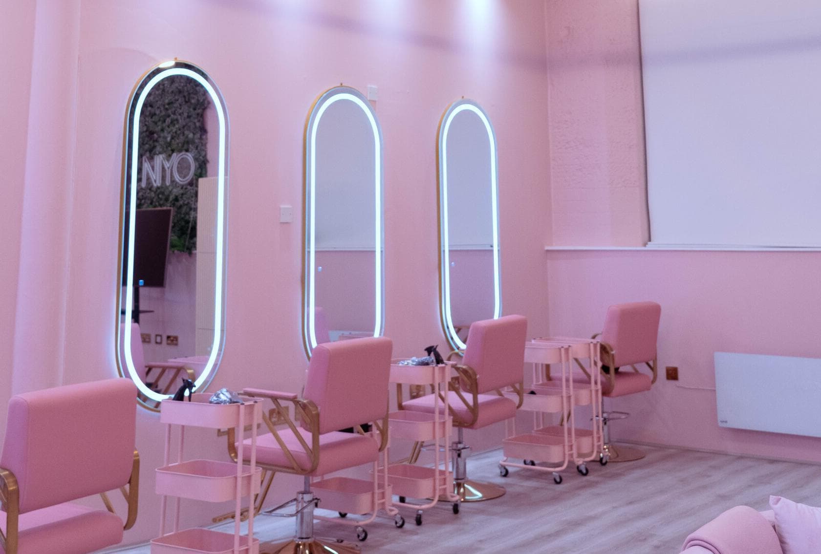 Pink Room, Niyo Hair & Beauty photo #2