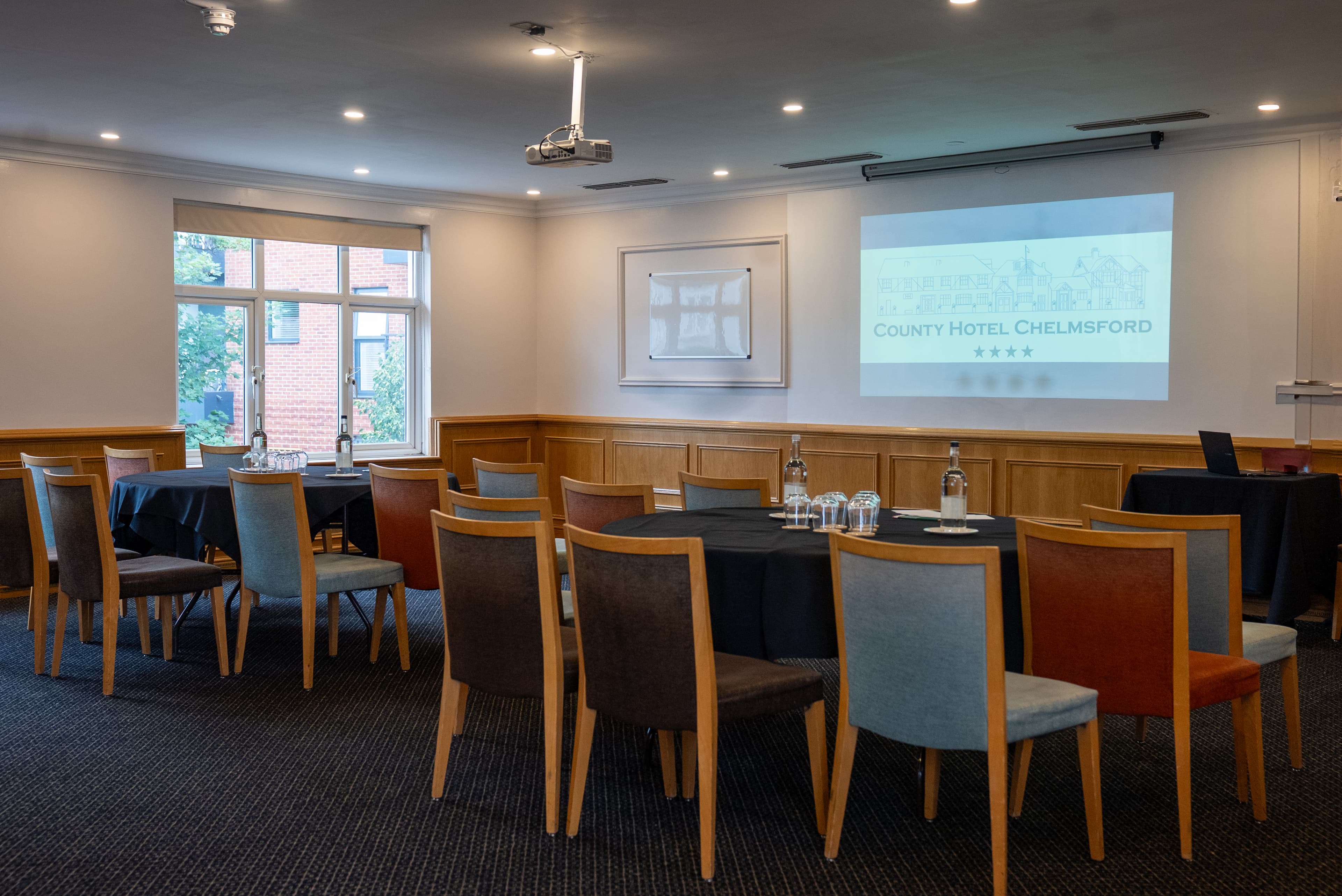 Essex Room, County Hotel, Chelmsford photo #1