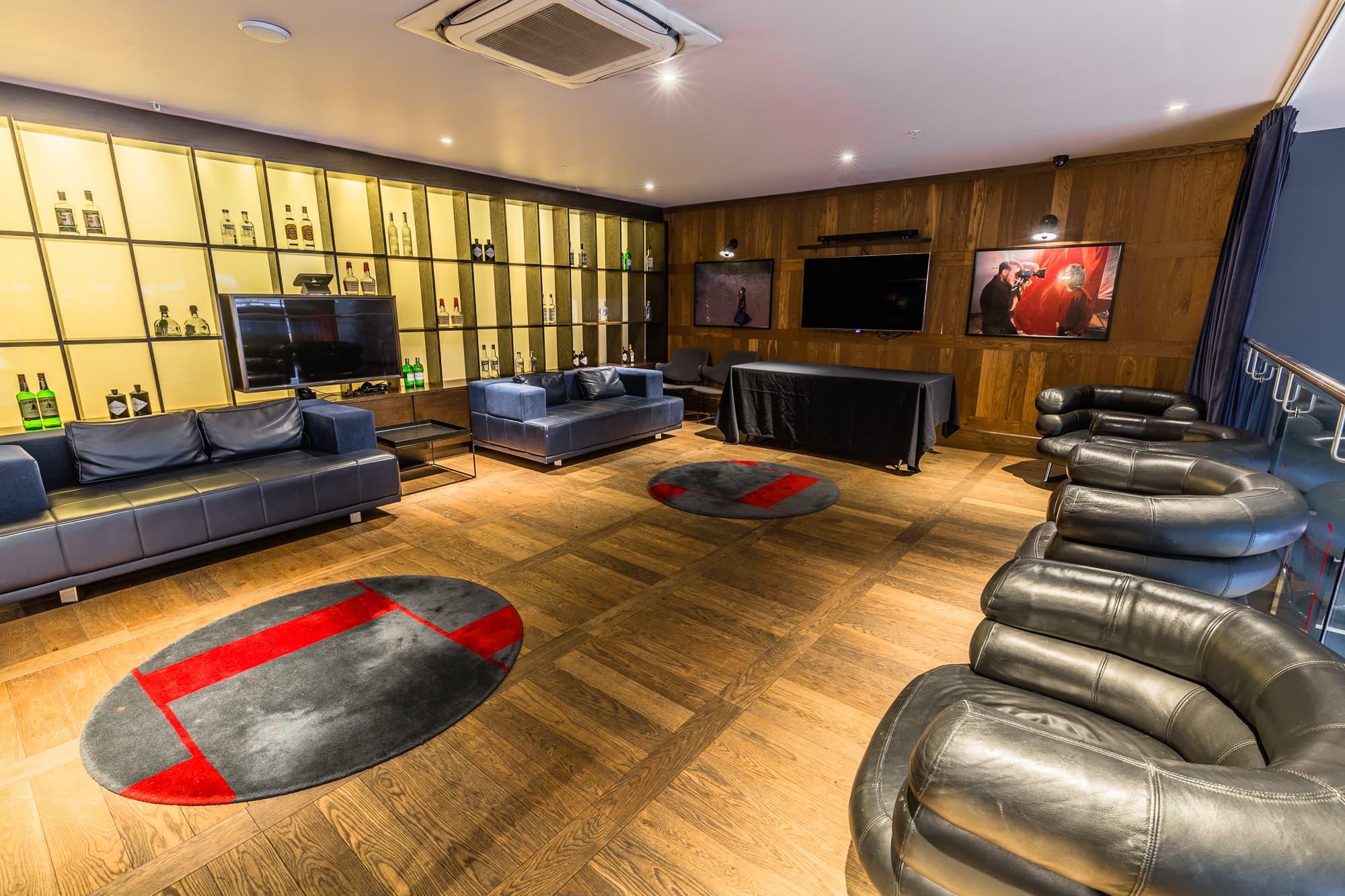 Curzon Victoria photo #2