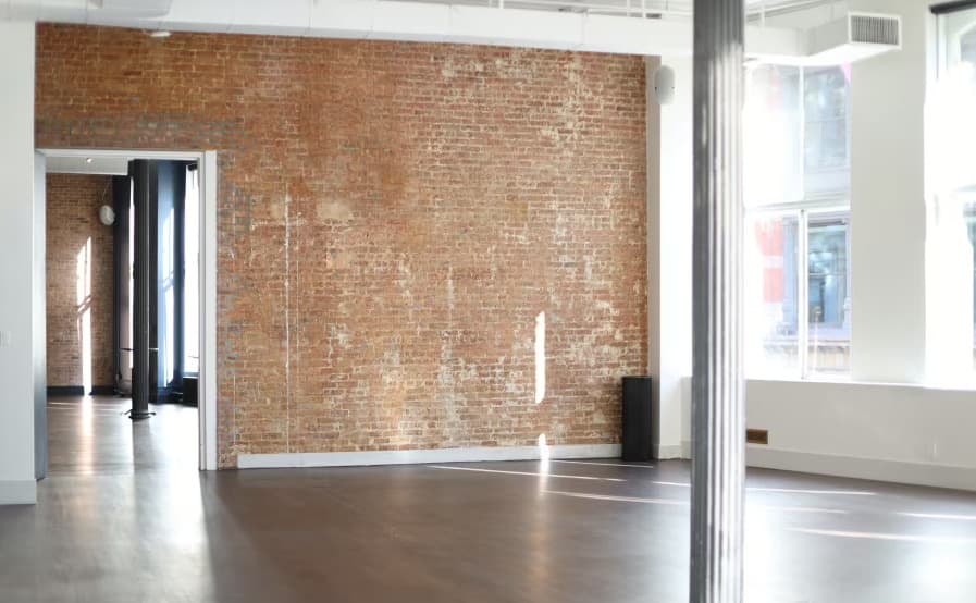 Spacious Studio 1+2, The Sixth Floor Loft photo #3