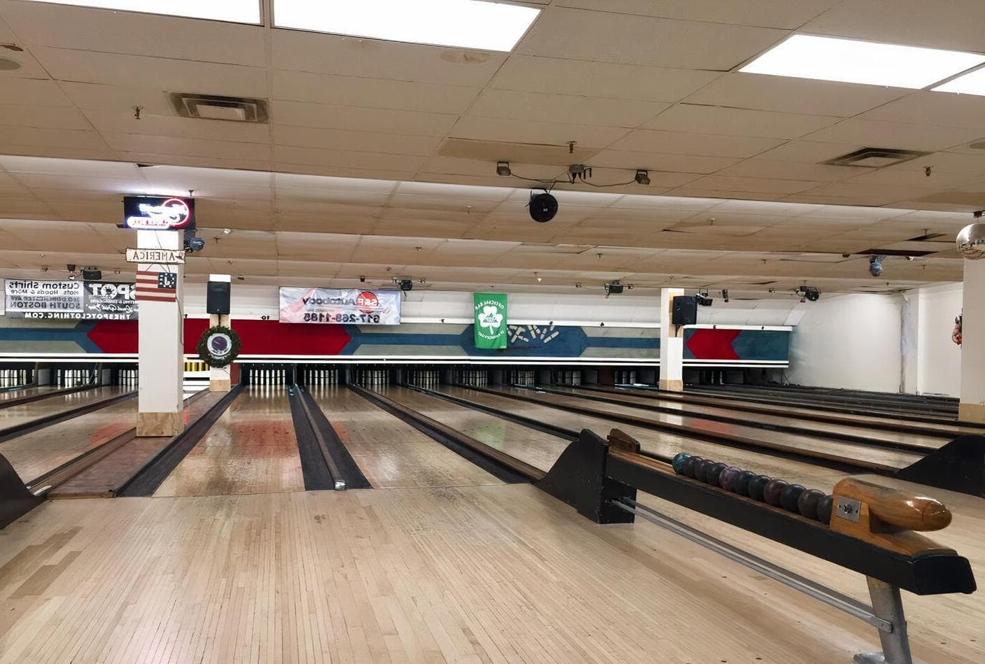 Bowling Alley, Southie Bowl Candlepin photo #1