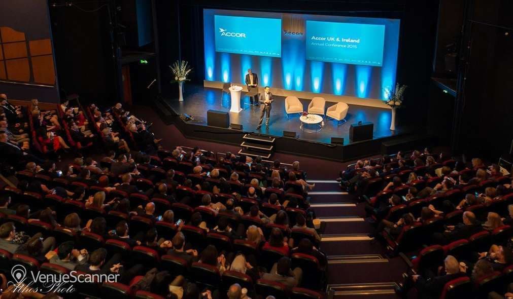 Shaw Theatre, Pullman London St Pancras Hotel photo #5