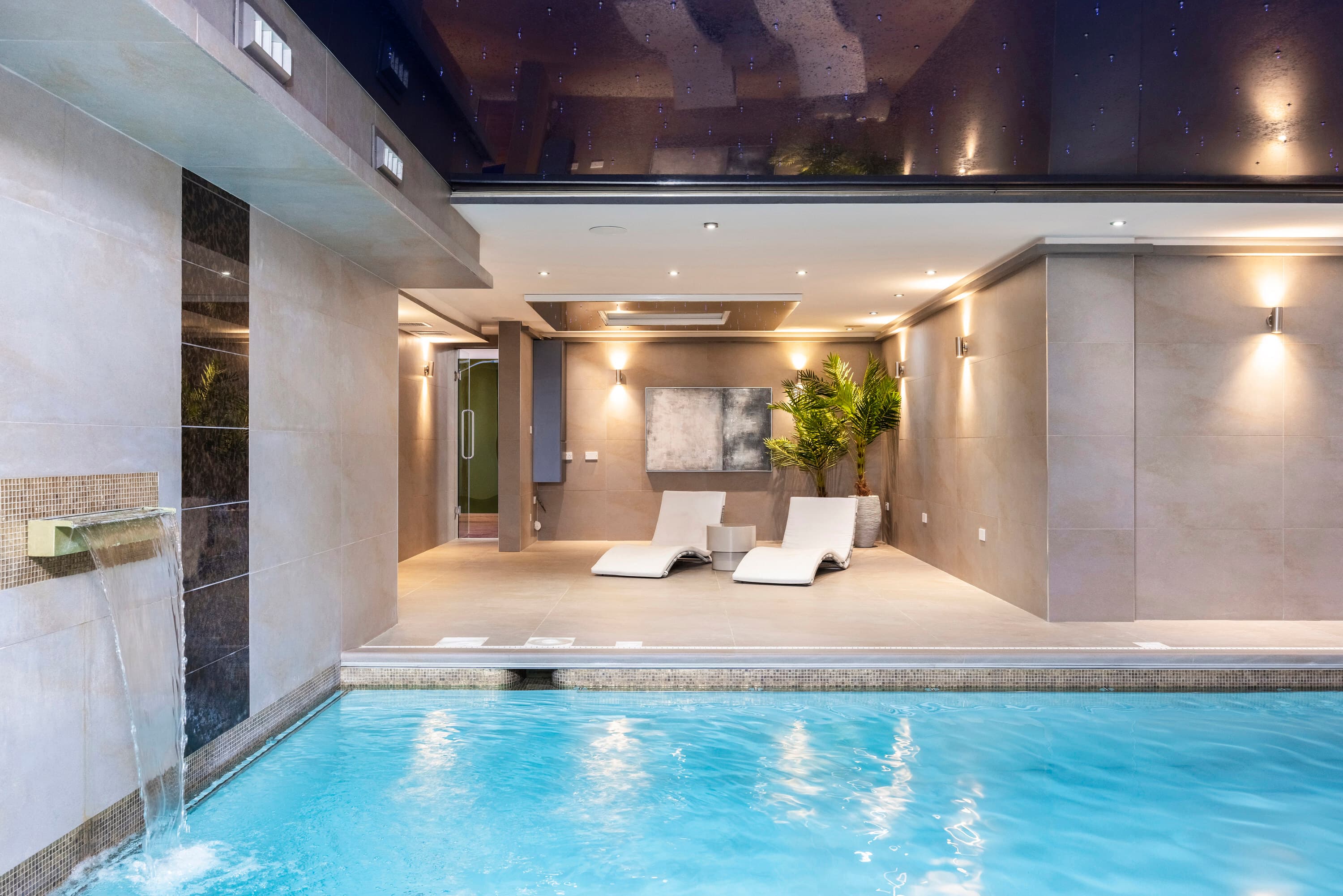 Photo of The Essex Mansion & Spa, Chigwell, Whole Venue