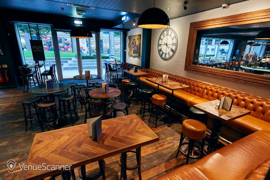 The Running Horse, Bar Area And Terrace photo #3