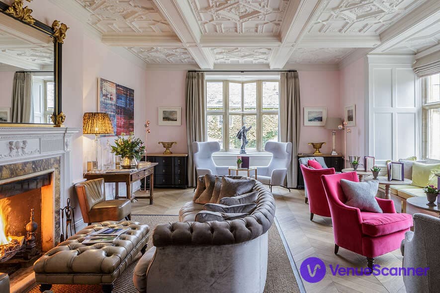 The Pink Lounge, The Slaughters Manor photo #1