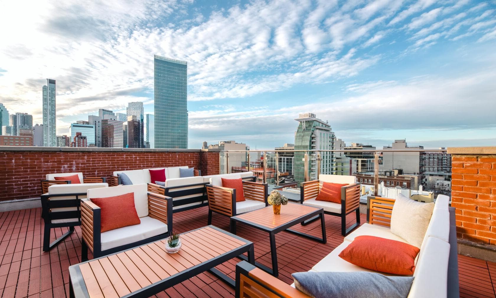 The Aera Skydeck, The Modernist Hotel photo #1