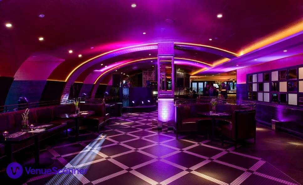 Aqua Nueva, Exclusive Hire photo #3