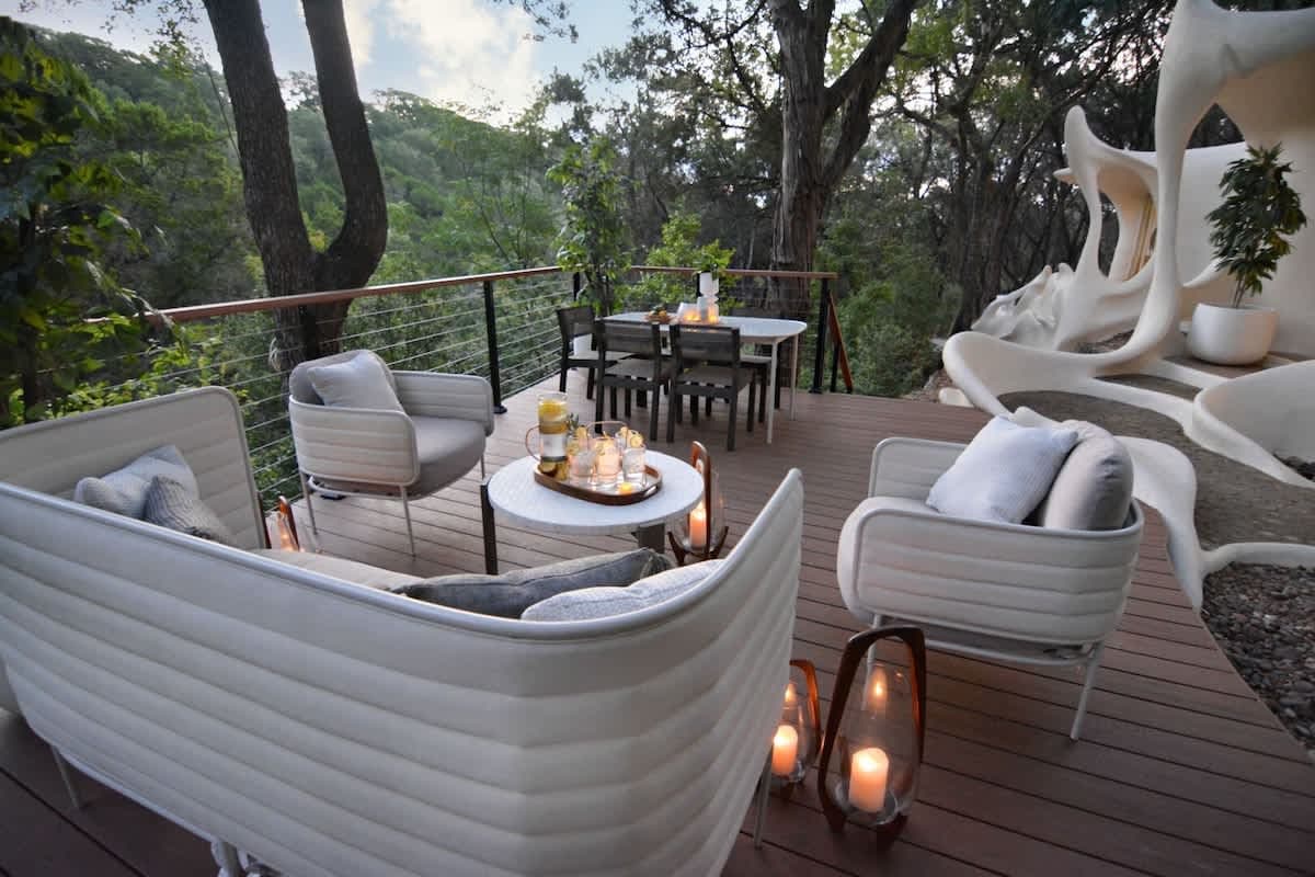 The House, The Bloomhouse photo #1