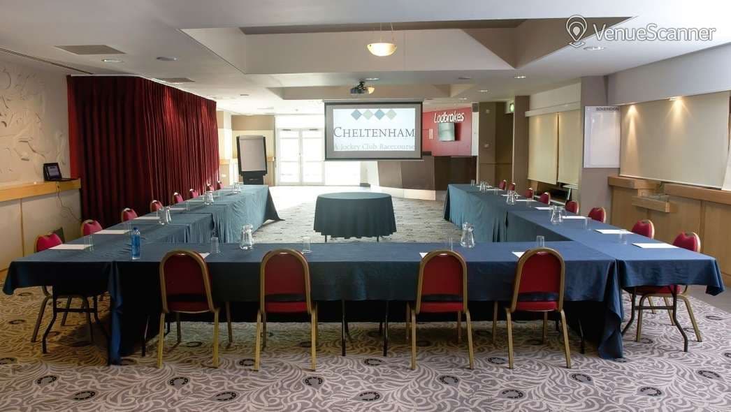 Crest & Sovereign, Cheltenham Racecourse photo #2