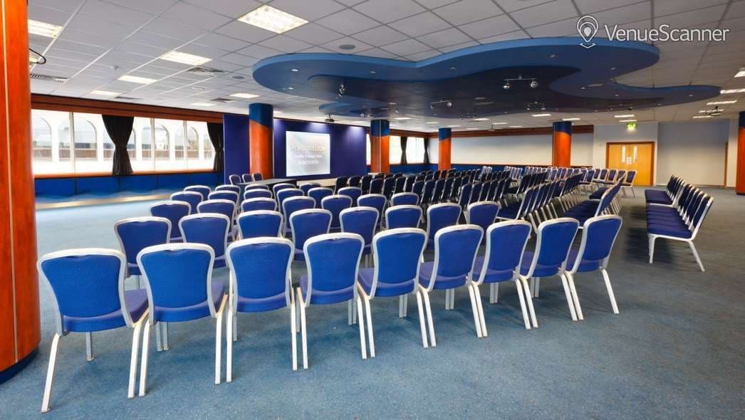 Gold Cup, Cheltenham Racecourse photo #2