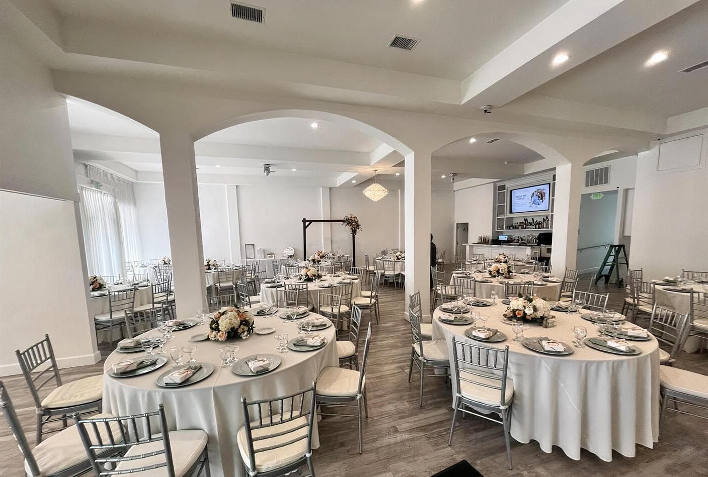 Marbella, Metro Event Center photo #1