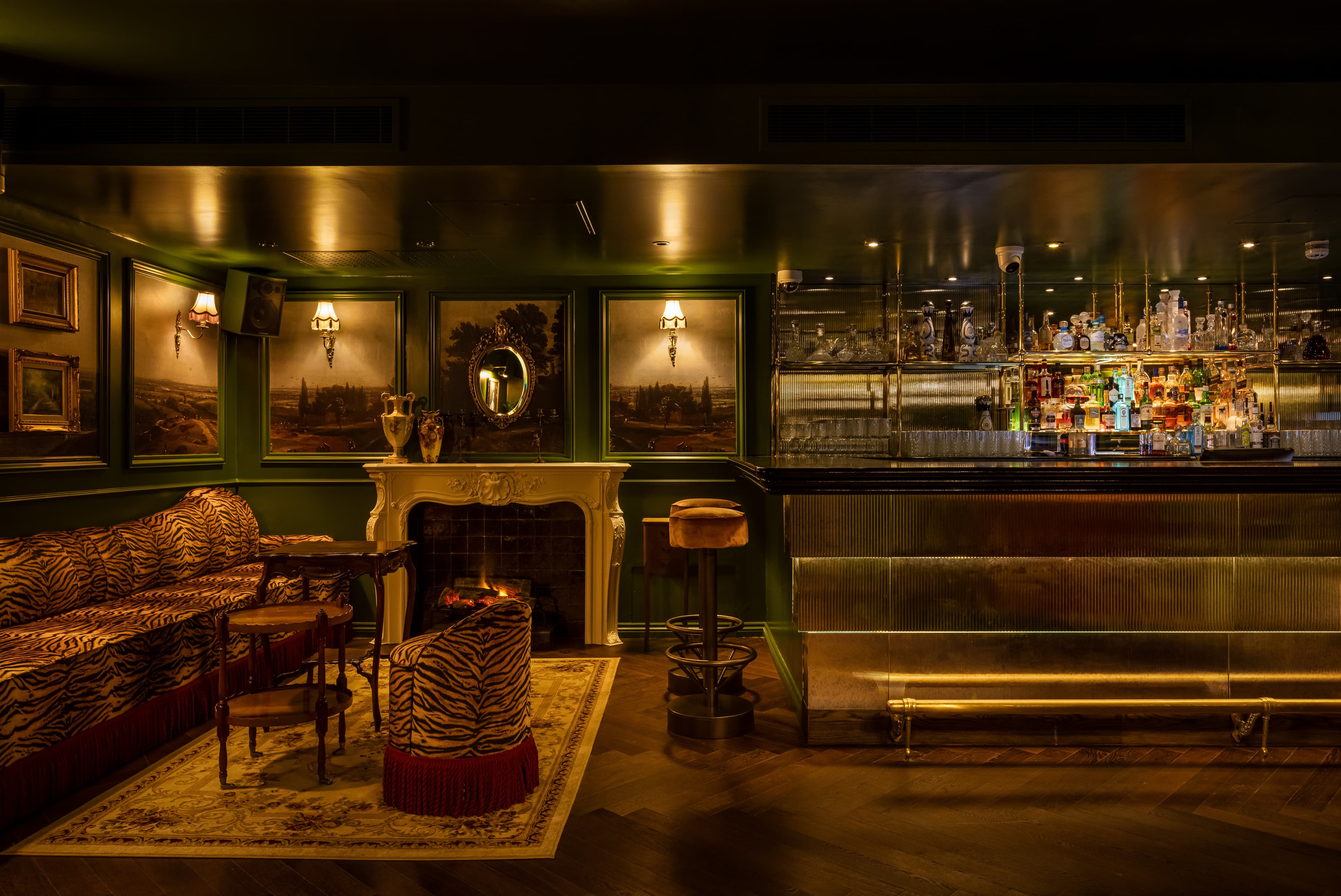 The Living Room, Dear Darling photo #4