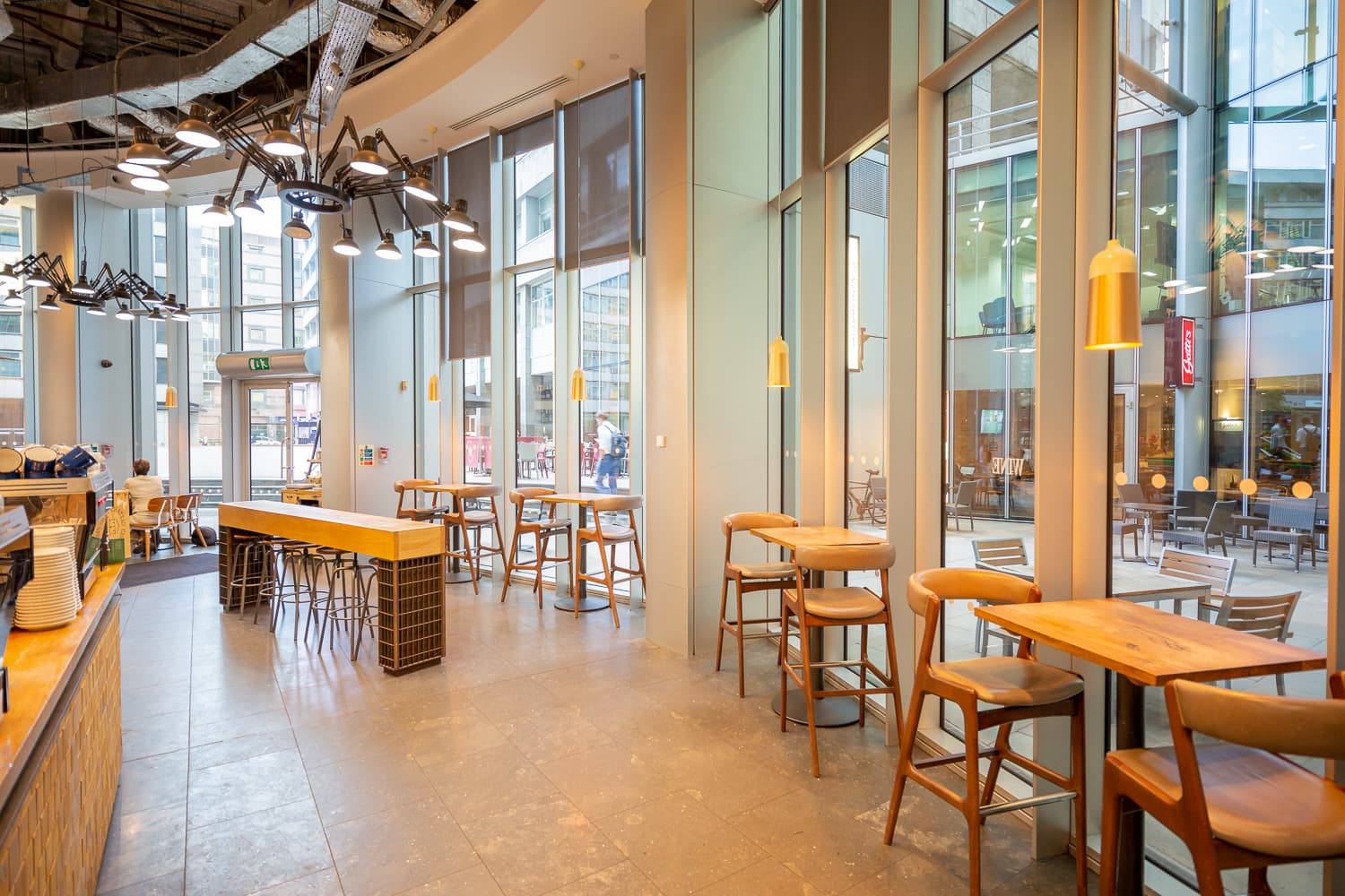 Full Venue, Notes Coffee Roasters And Bar Moorgate photo #4