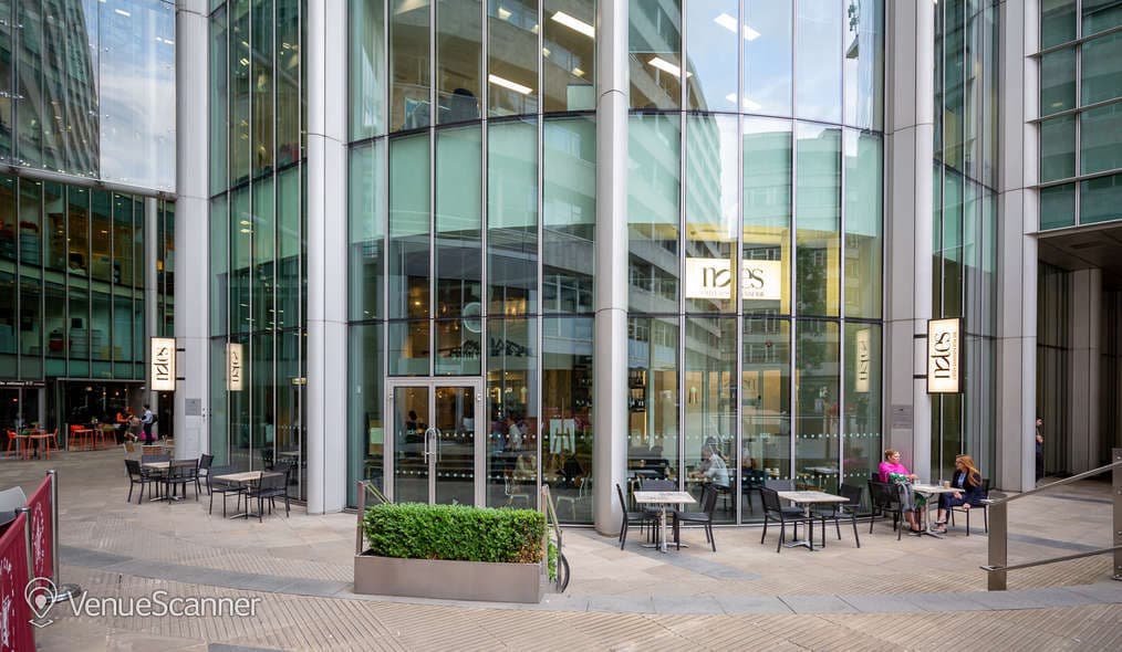 Full Venue, Notes Coffee Roasters And Bar Moorgate photo #1